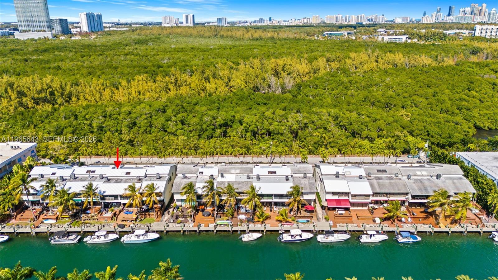 2662 NE 135th St North Miami, FL 33181