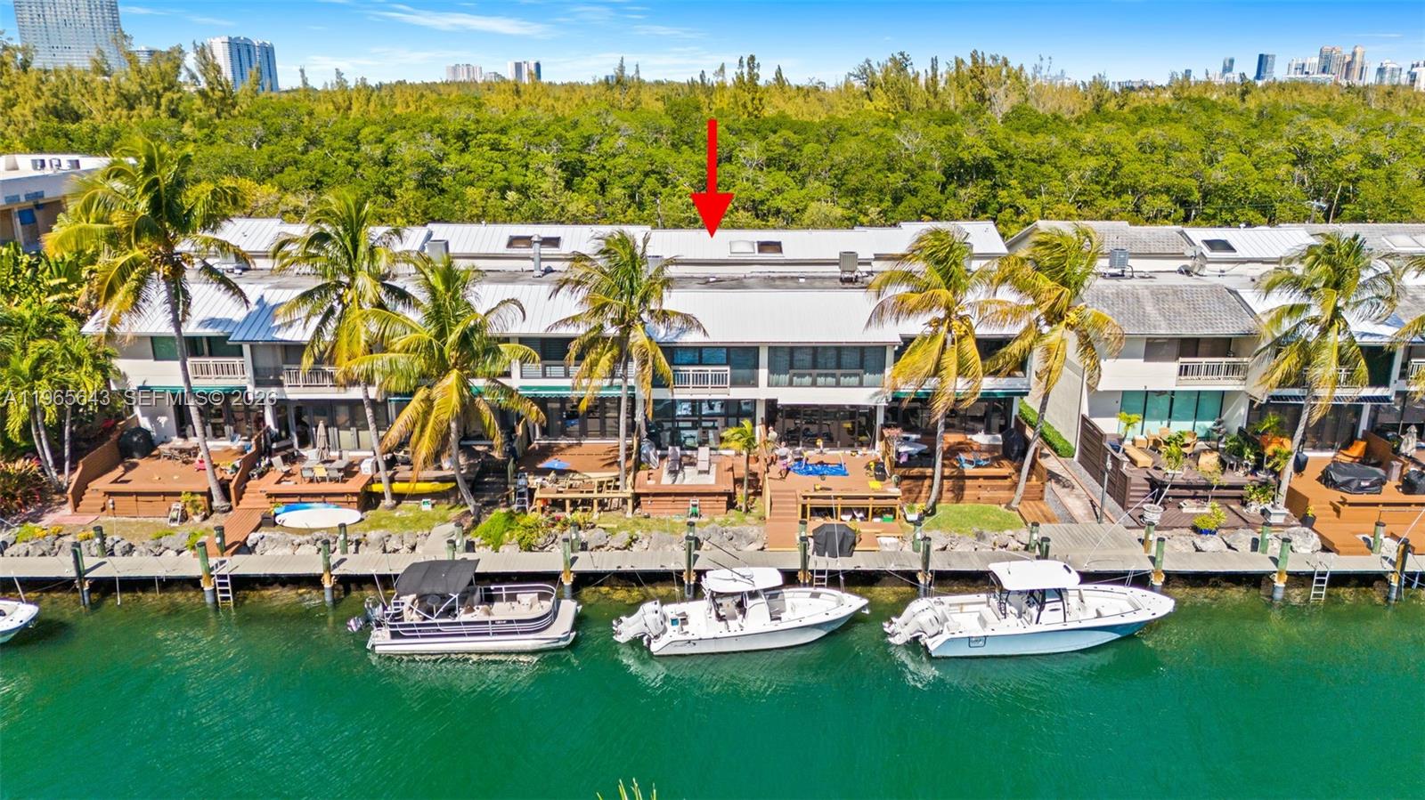 2662 NE 135th St North Miami, FL 33181