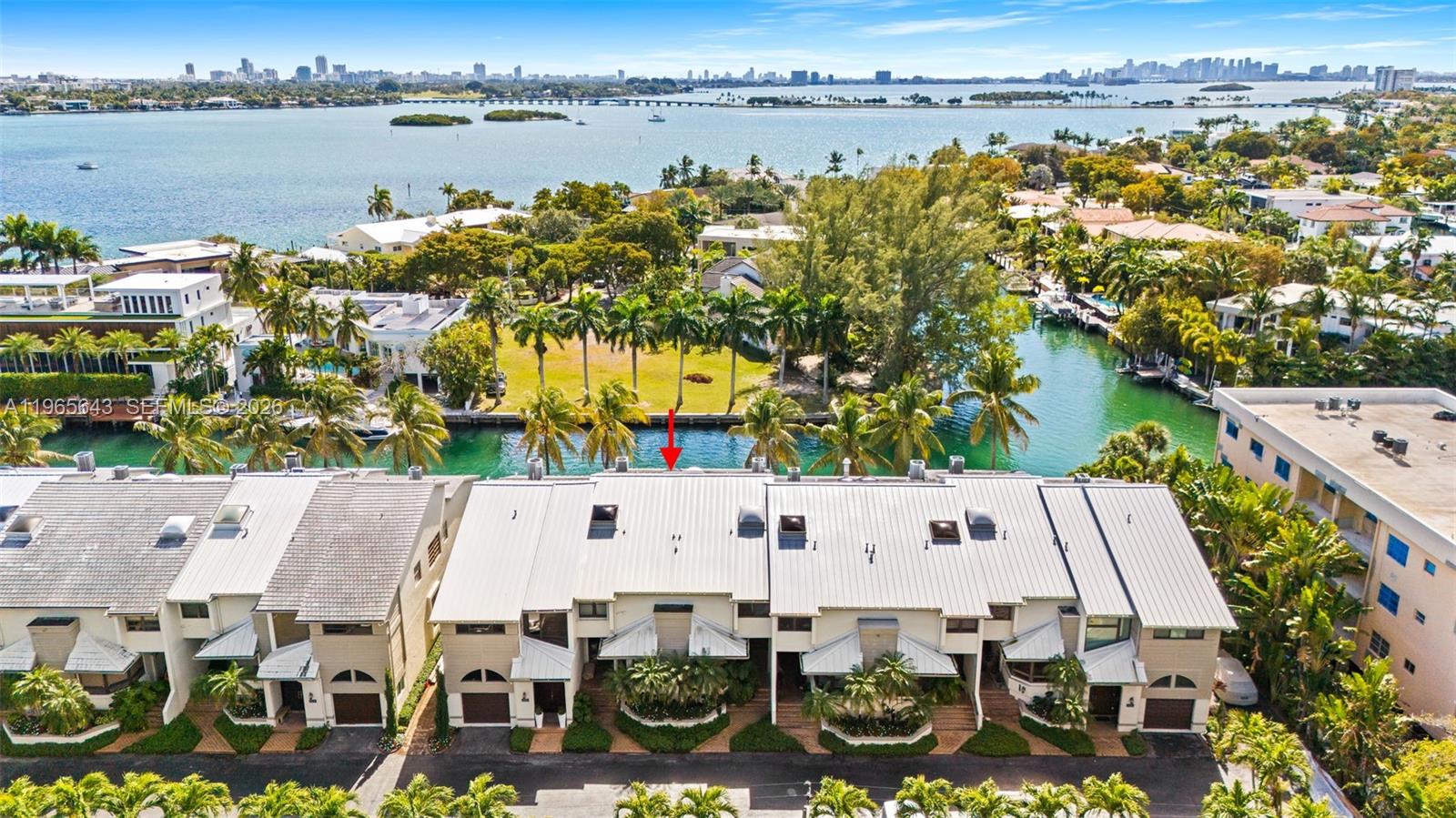 2662 NE 135th St North Miami, FL 33181