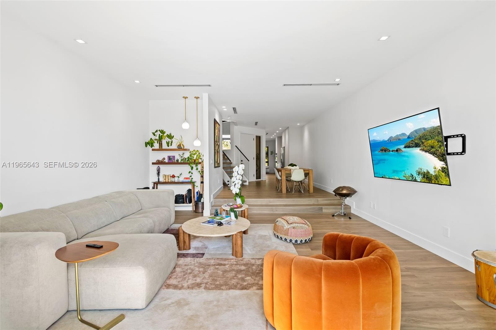 2662 NE 135th St North Miami, FL 33181