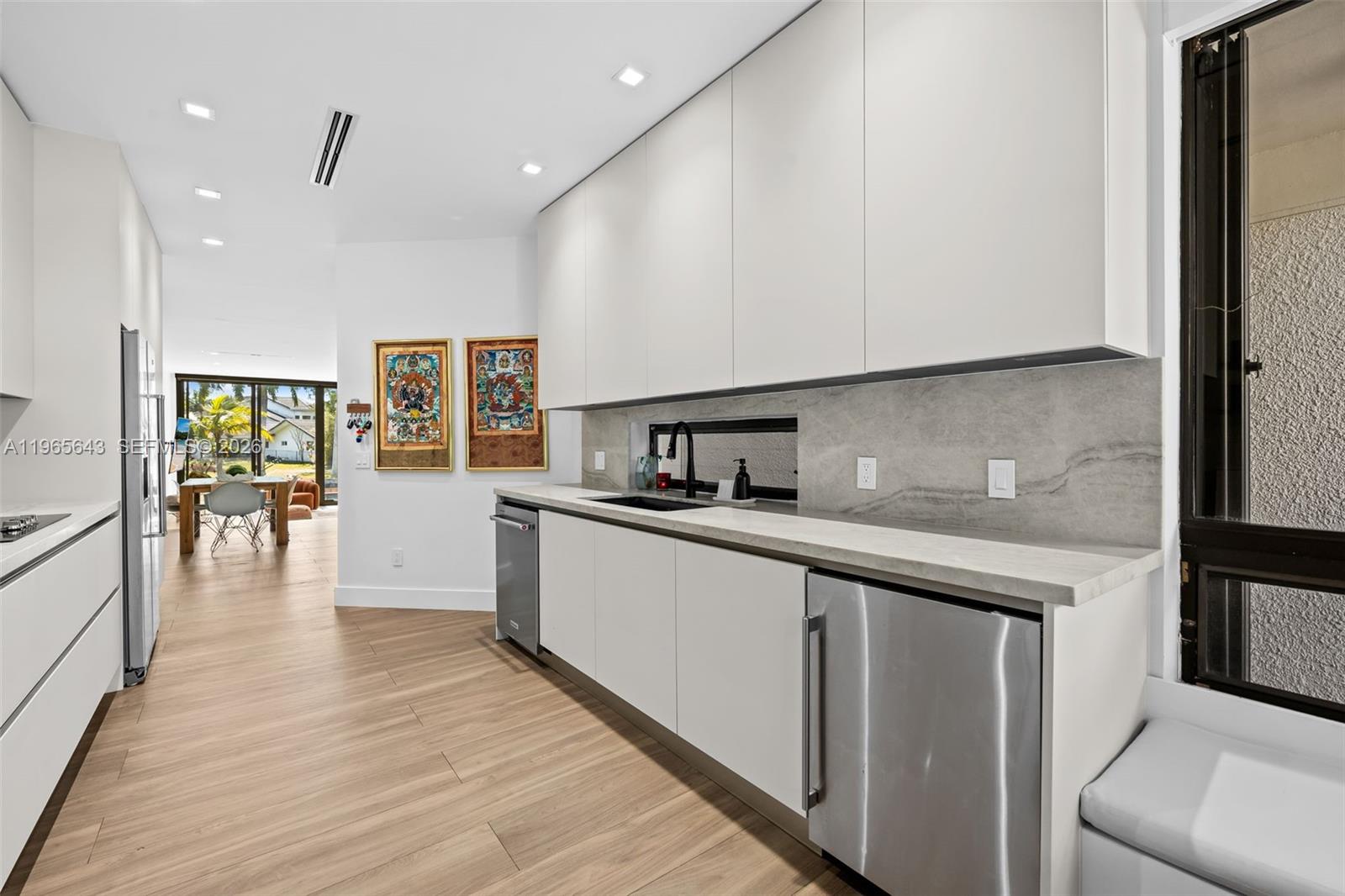 2662 NE 135th St North Miami, FL 33181