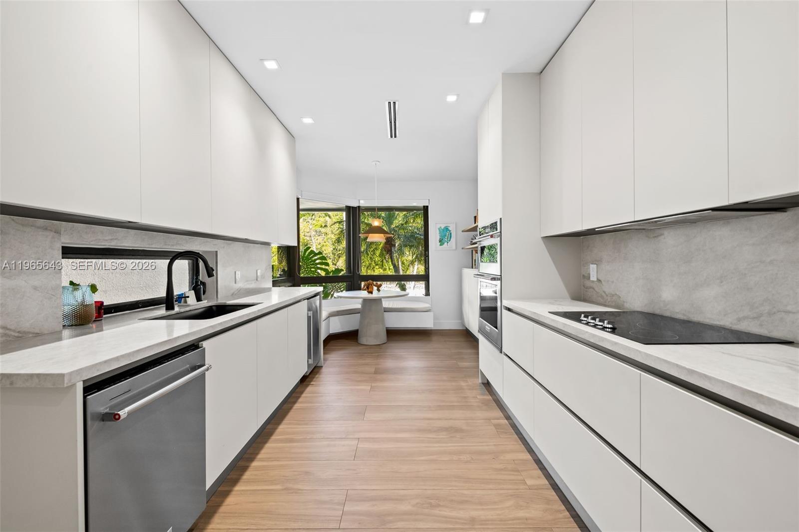 2662 NE 135th St North Miami, FL 33181