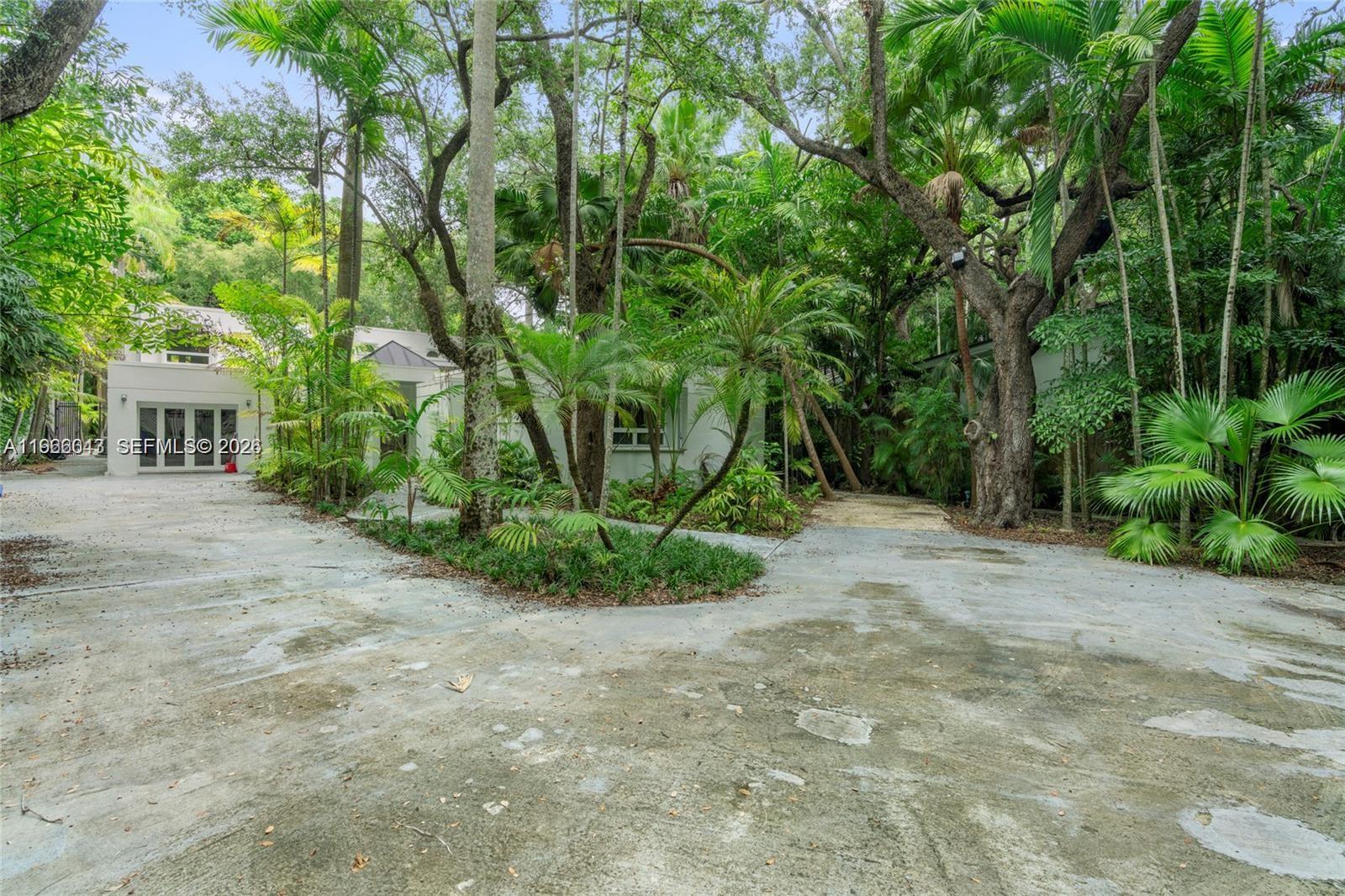 1951 Secoffee St Miami, FL 33133