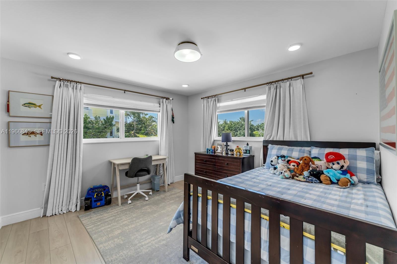 17 Poisonwood Rd Key Largo, FL 33037