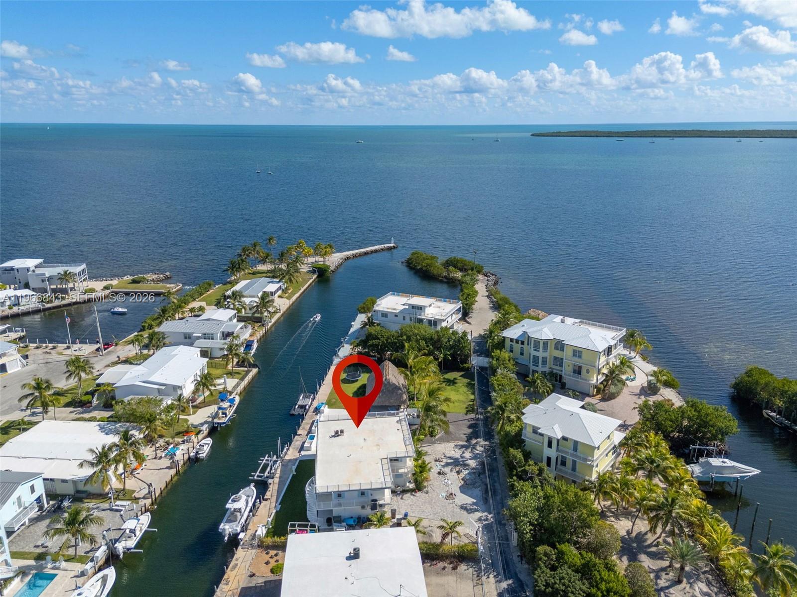 17 Poisonwood Rd Key Largo, FL 33037