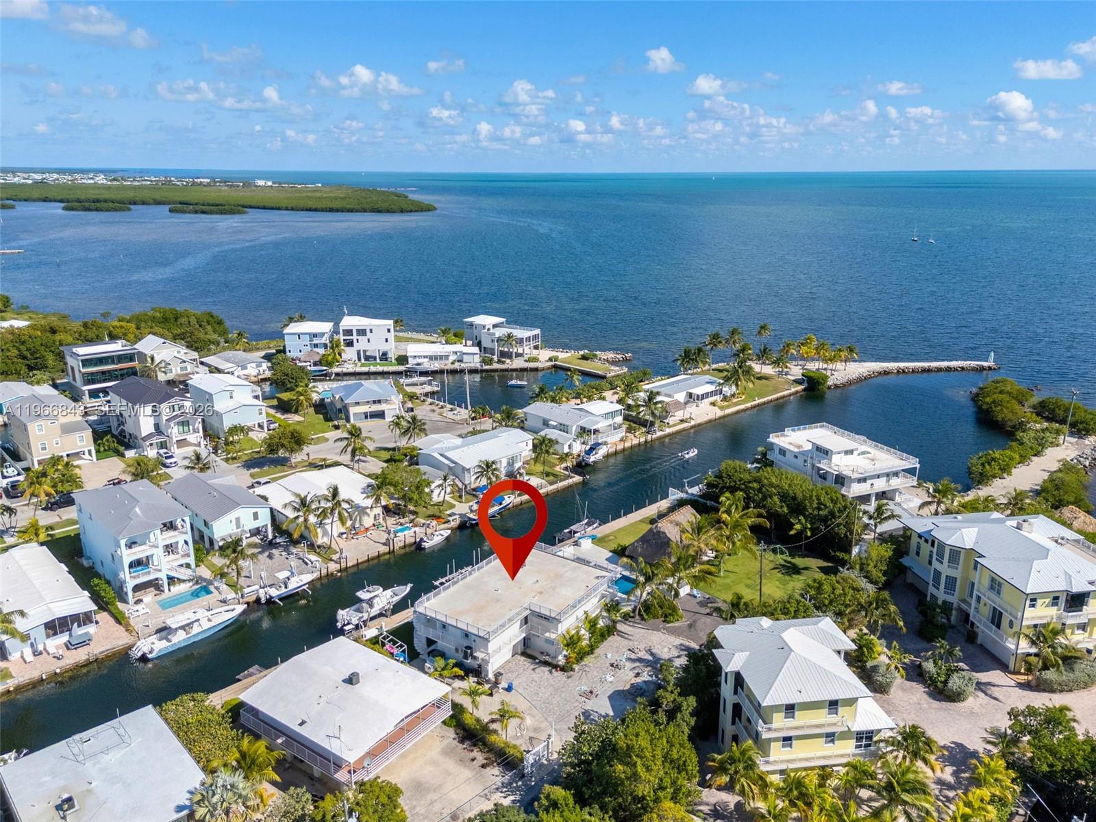 17 Poisonwood Rd Key Largo, FL 33037