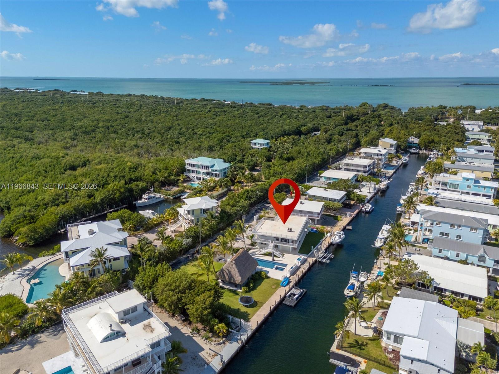 17 Poisonwood Rd Key Largo, FL 33037