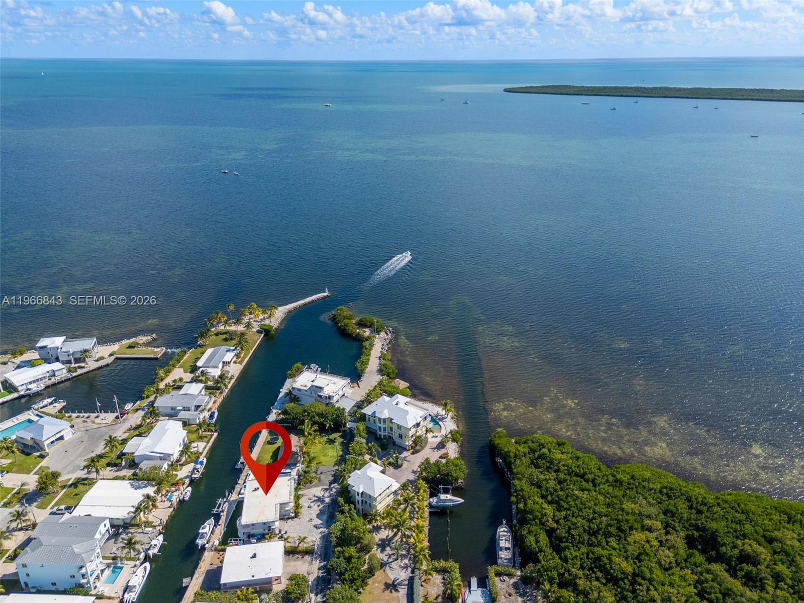 17 Poisonwood Rd Key Largo, FL 33037