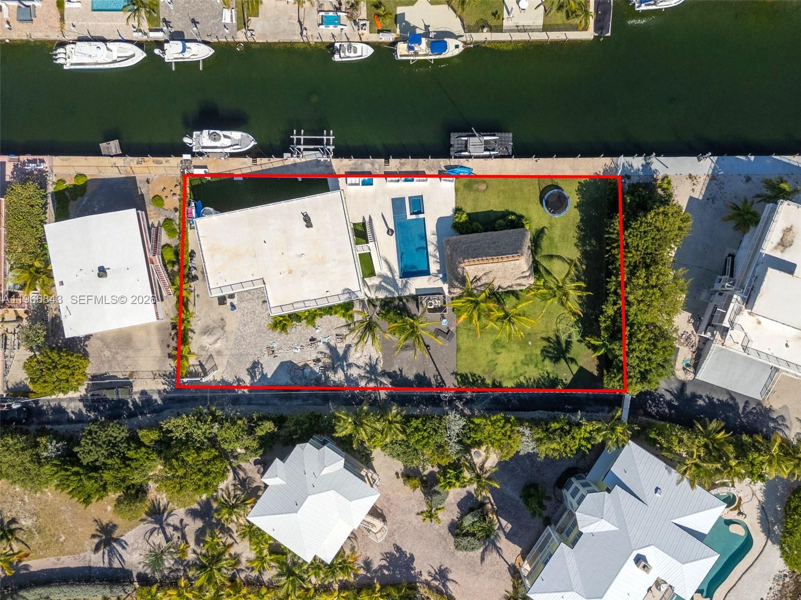 17 Poisonwood Rd Key Largo, FL 33037