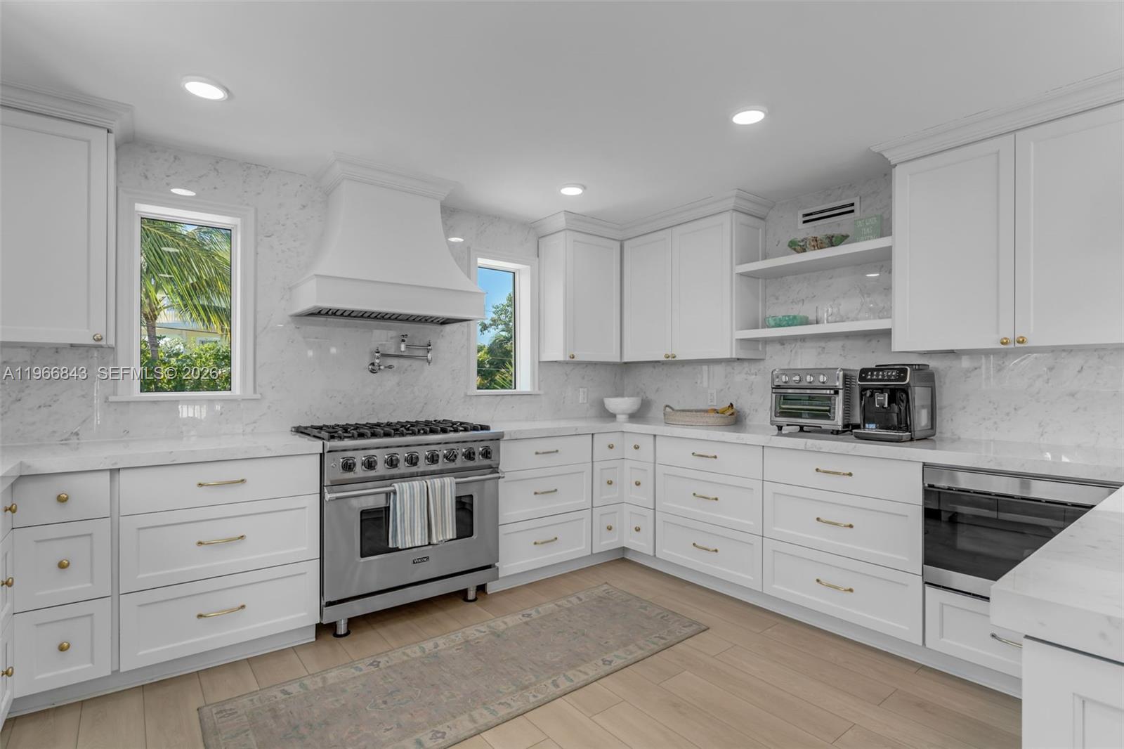 17 Poisonwood Rd Key Largo, FL 33037