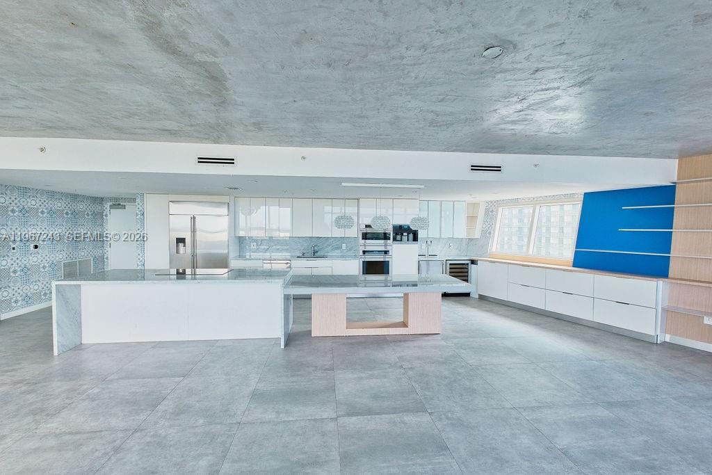 3250 NE 1st Ave #1115 Miami, FL 33137