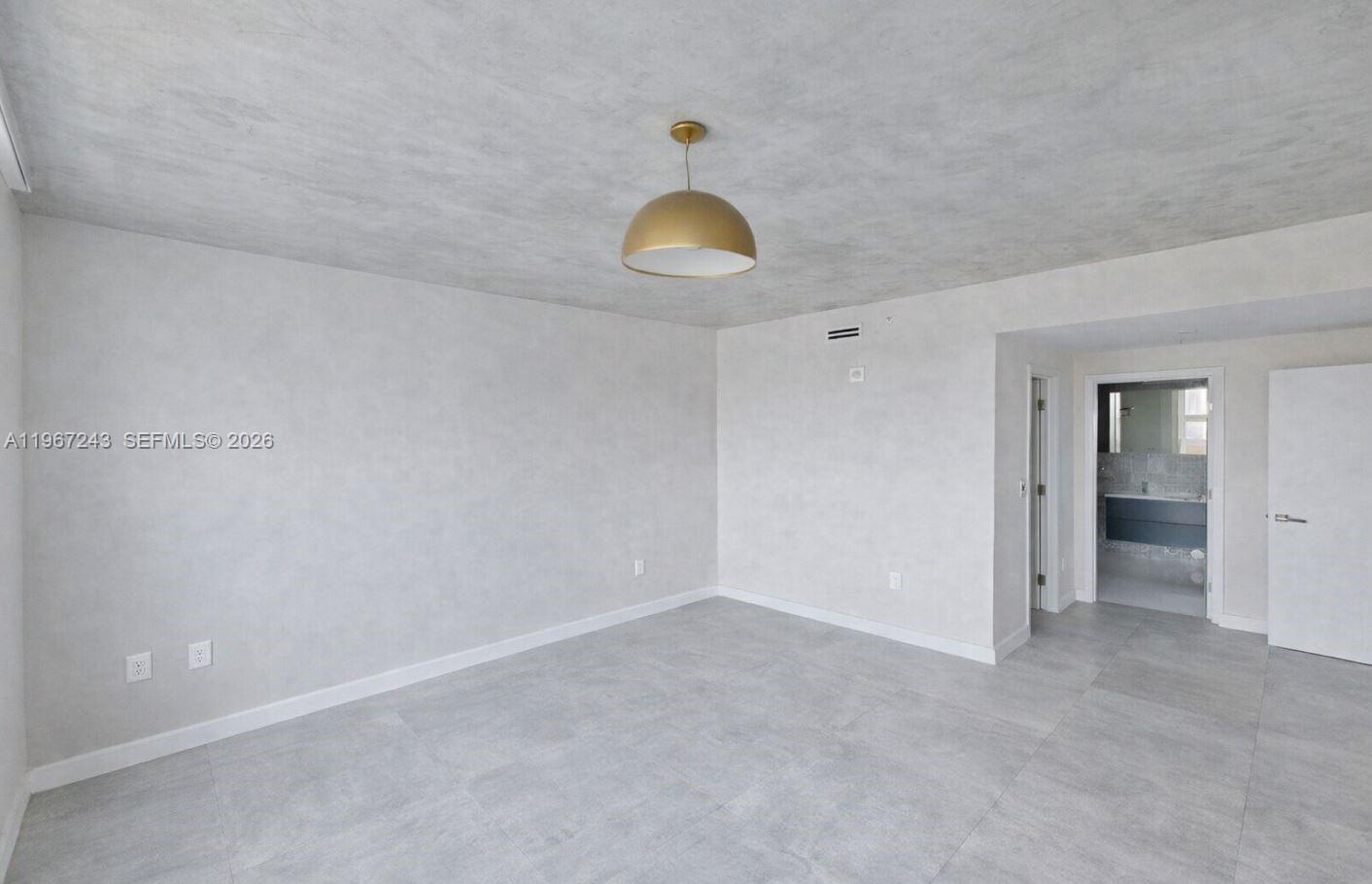 3250 NE 1st Ave #1115 Miami, FL 33137