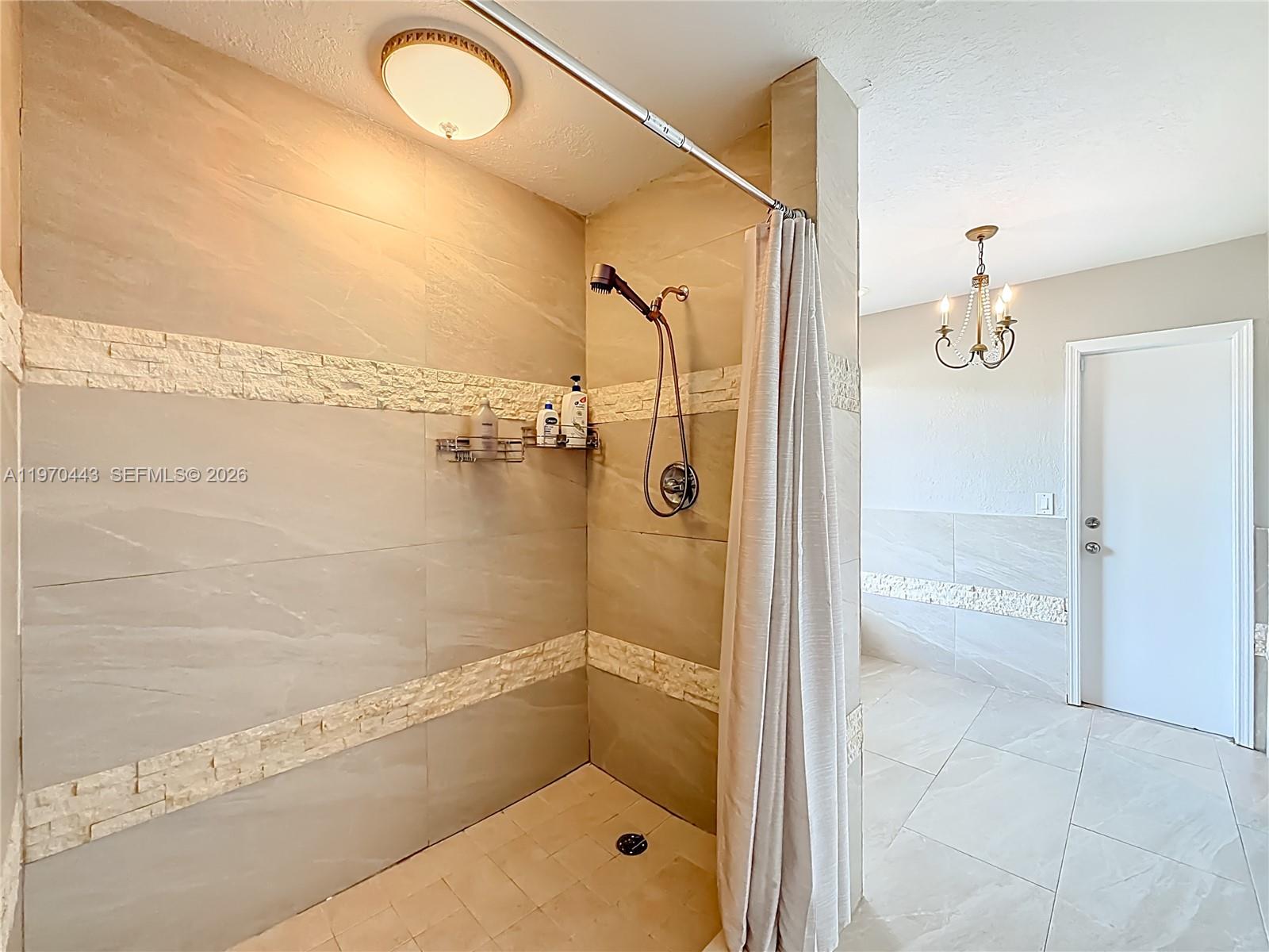 4241 NW 74th Ave Lauderhill, FL 33319