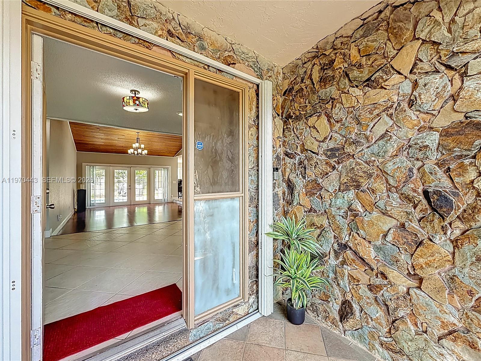 4241 NW 74th Ave Lauderhill, FL 33319