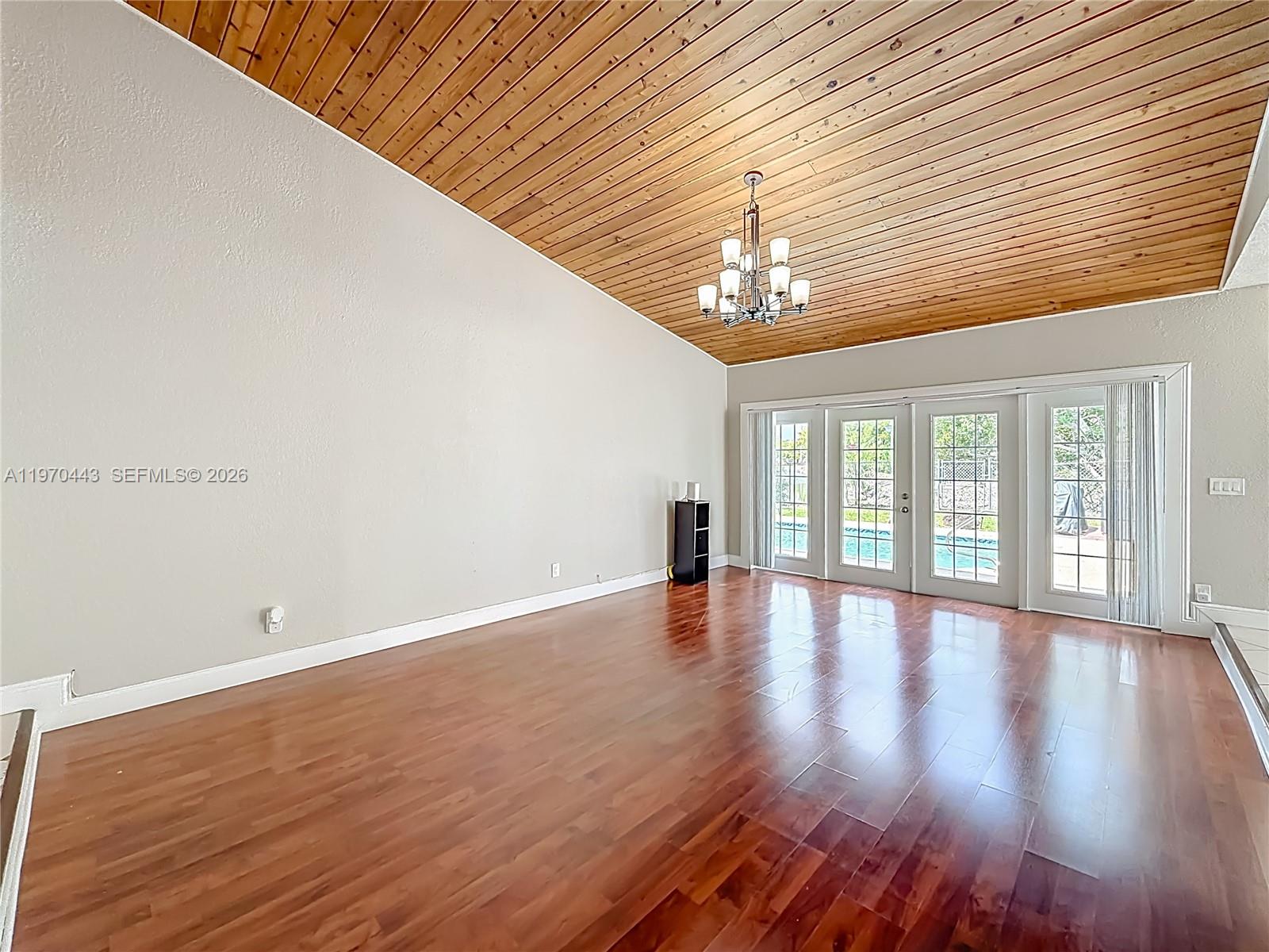 4241 NW 74th Ave Lauderhill, FL 33319