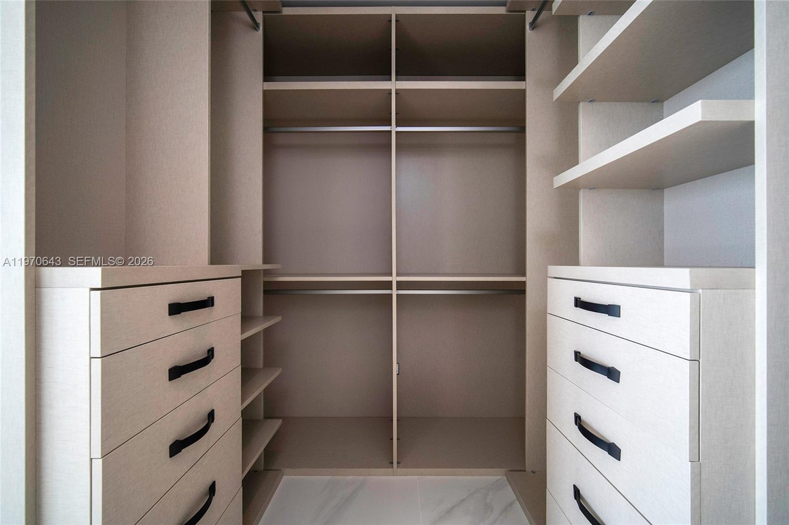 18975 Collins Ave #1604 Sunny Isles Beach, FL 33160