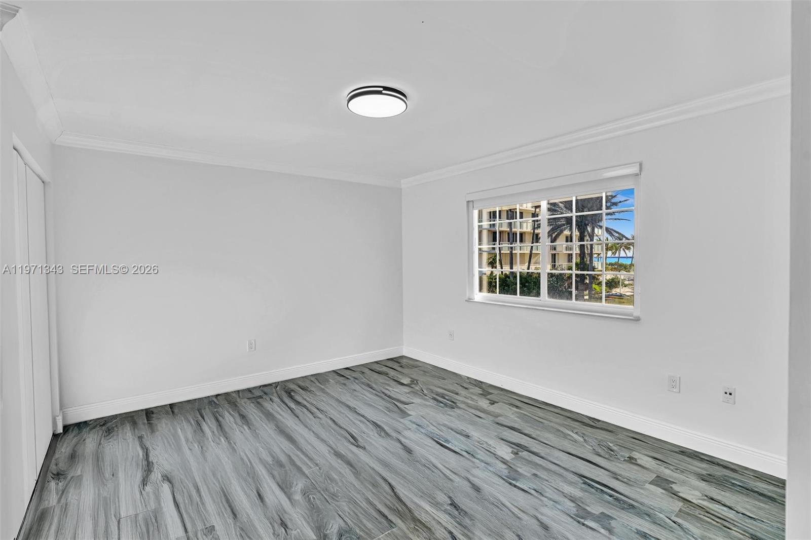 8900 Collins Ave #304 Surfside, FL 33154