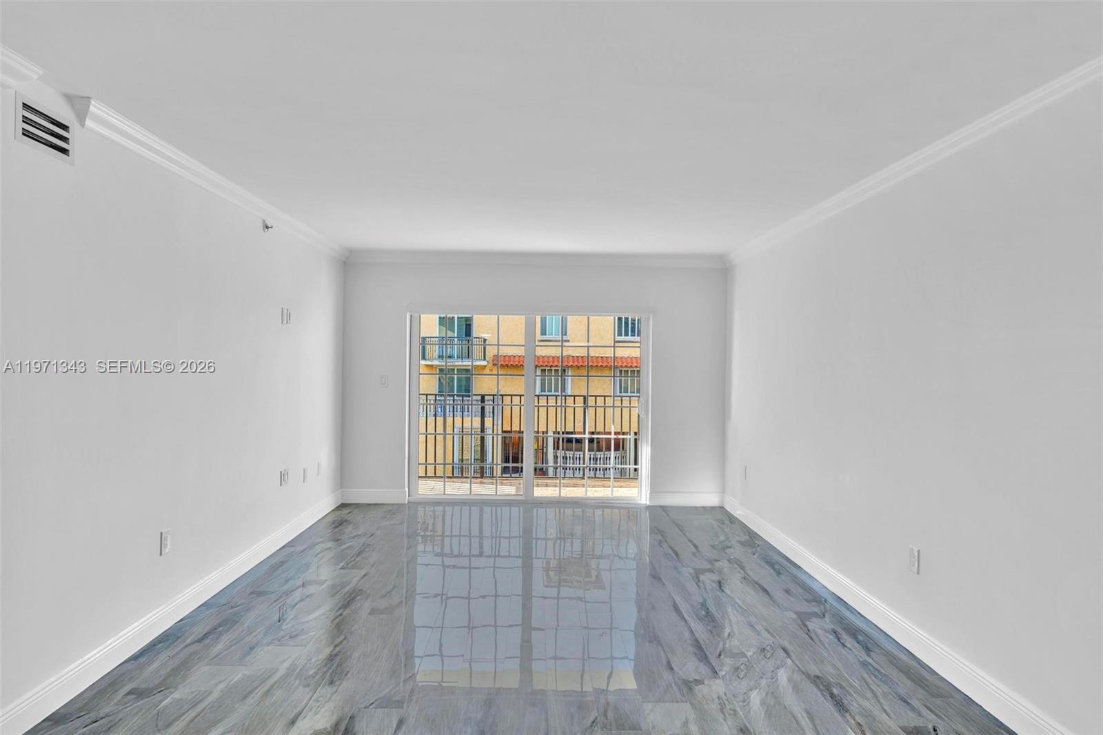 8900 Collins Ave #304 Surfside, FL 33154