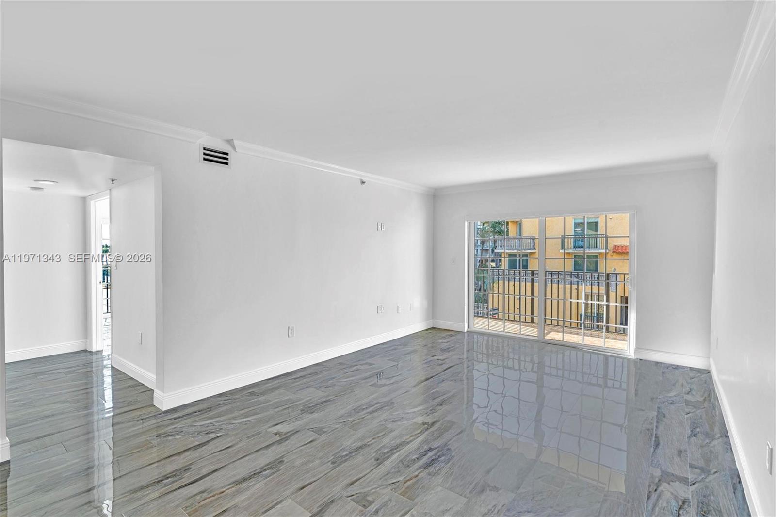 8900 Collins Ave #304 Surfside, FL 33154