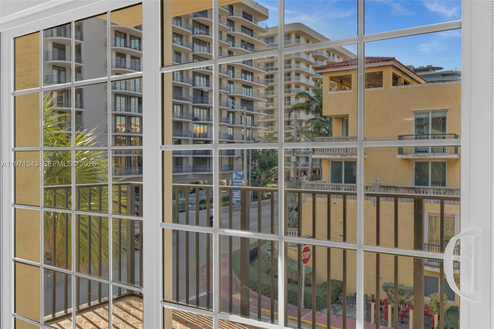 8900 Collins Ave #304 Surfside, FL 33154