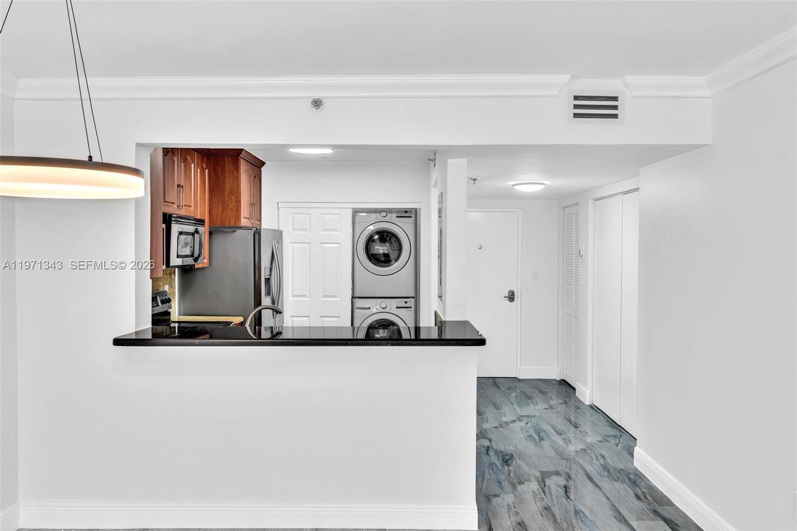 8900 Collins Ave #304 Surfside, FL 33154