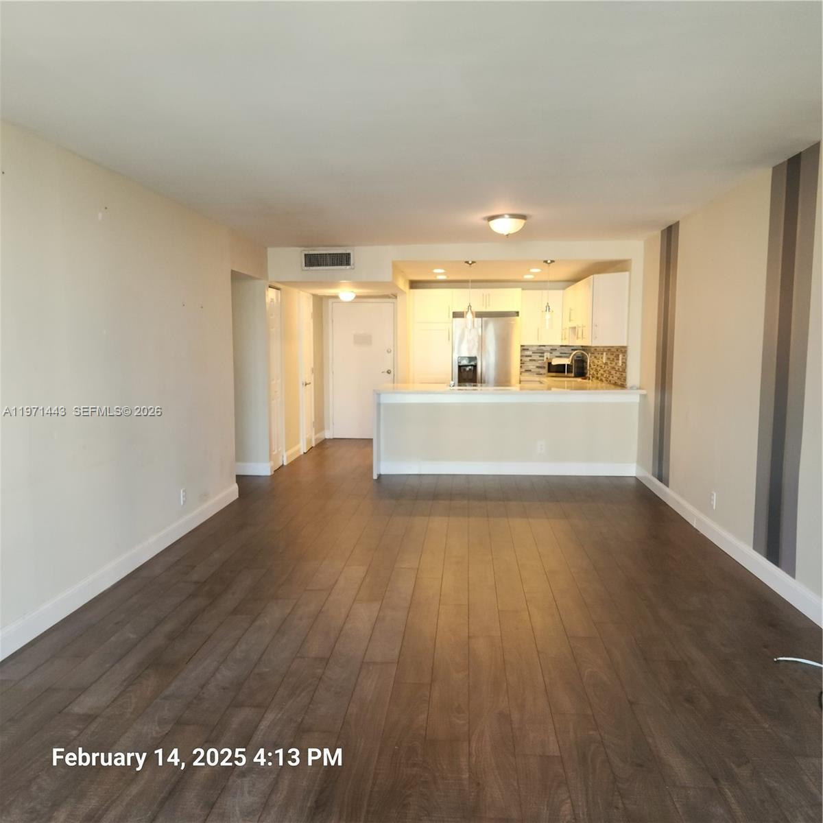 1000 Parkview Dr #1026 Hallandale Beach, FL 33009