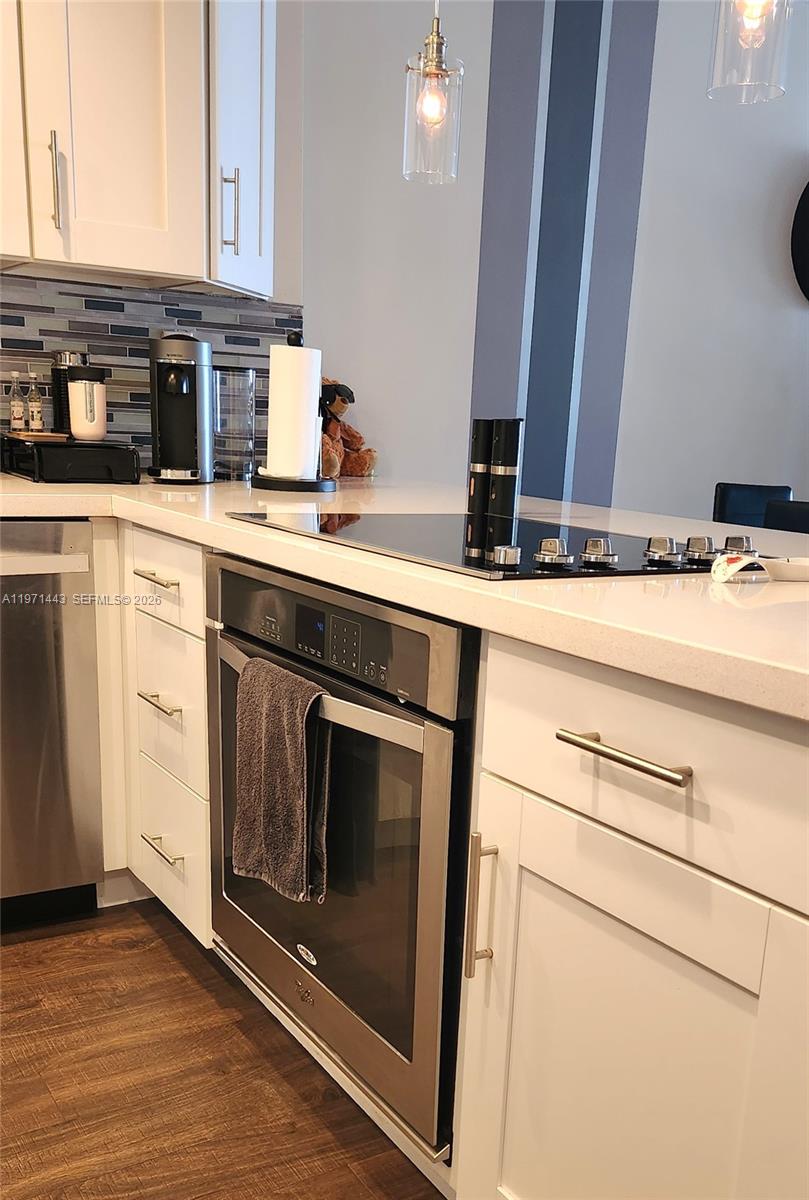 1000 Parkview Dr #1026 Hallandale Beach, FL 33009