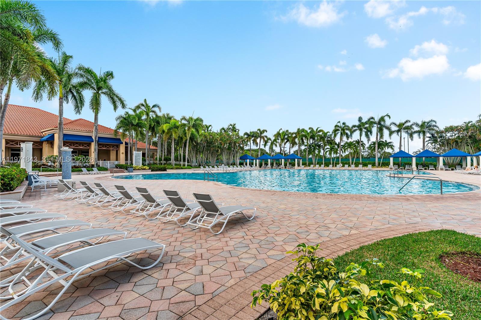 12846 NW 18th Ct Pembroke Pines, FL 33028