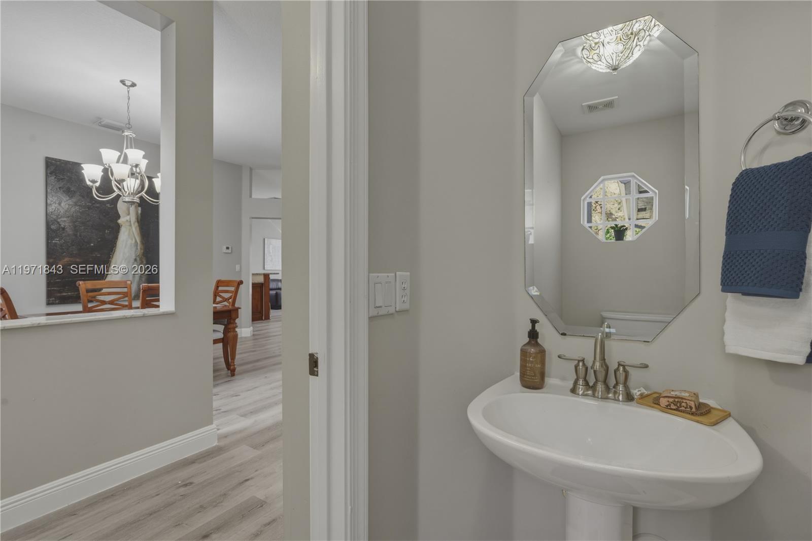 12846 NW 18th Ct Pembroke Pines, FL 33028