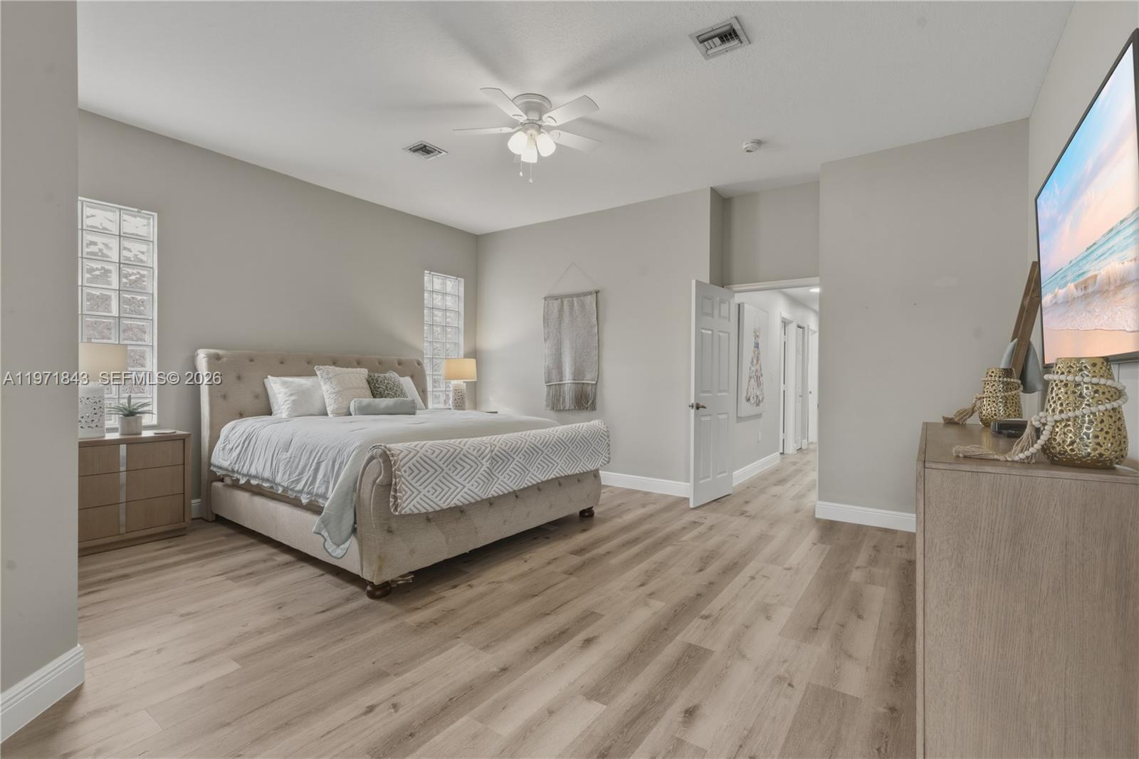 12846 NW 18th Ct Pembroke Pines, FL 33028