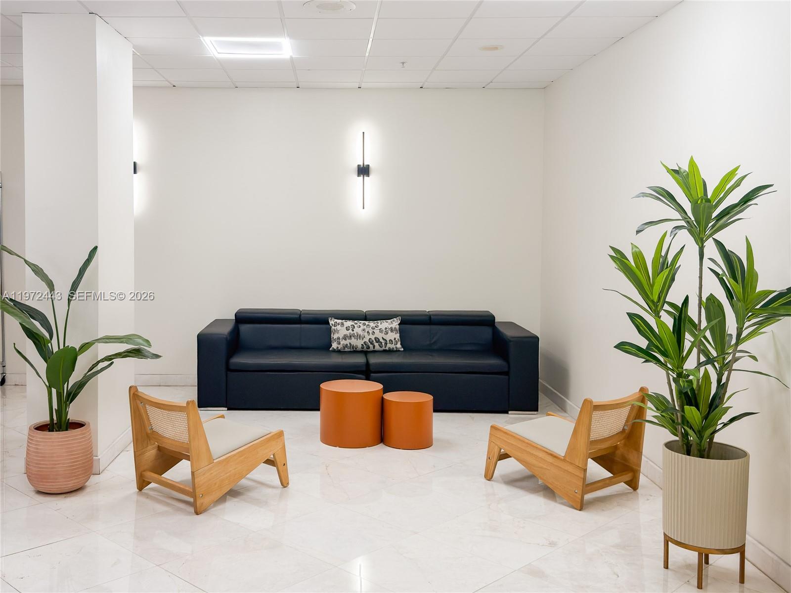 2780 NE 183rd St #1504 Aventura, FL 33160