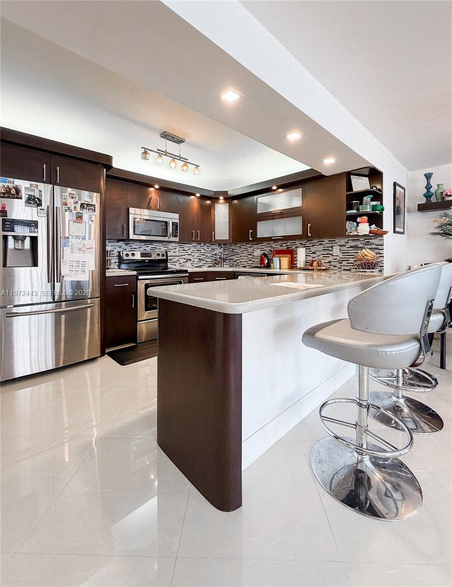 2780 NE 183rd St #1504 Aventura, FL 33160