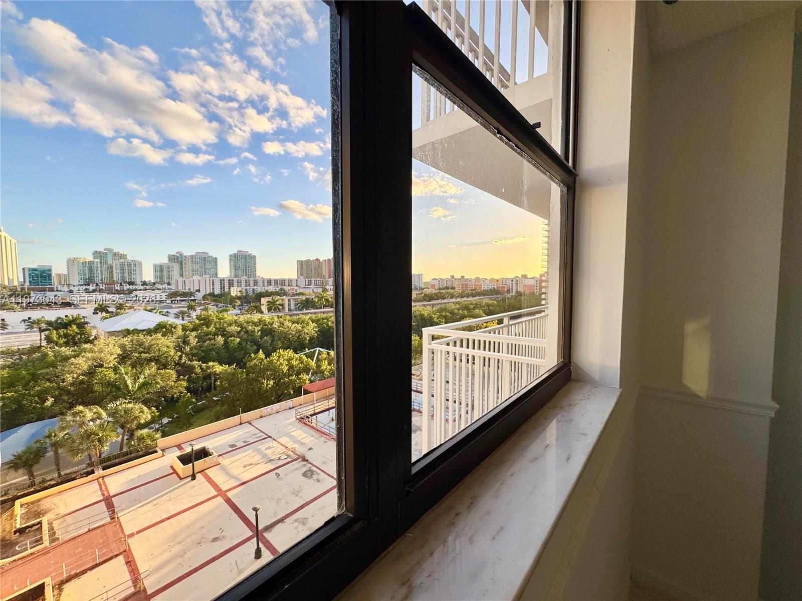 210 174th St #907 Sunny Isles Beach, FL 33160