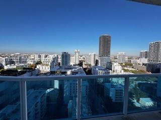 700 NE 25th St #1701