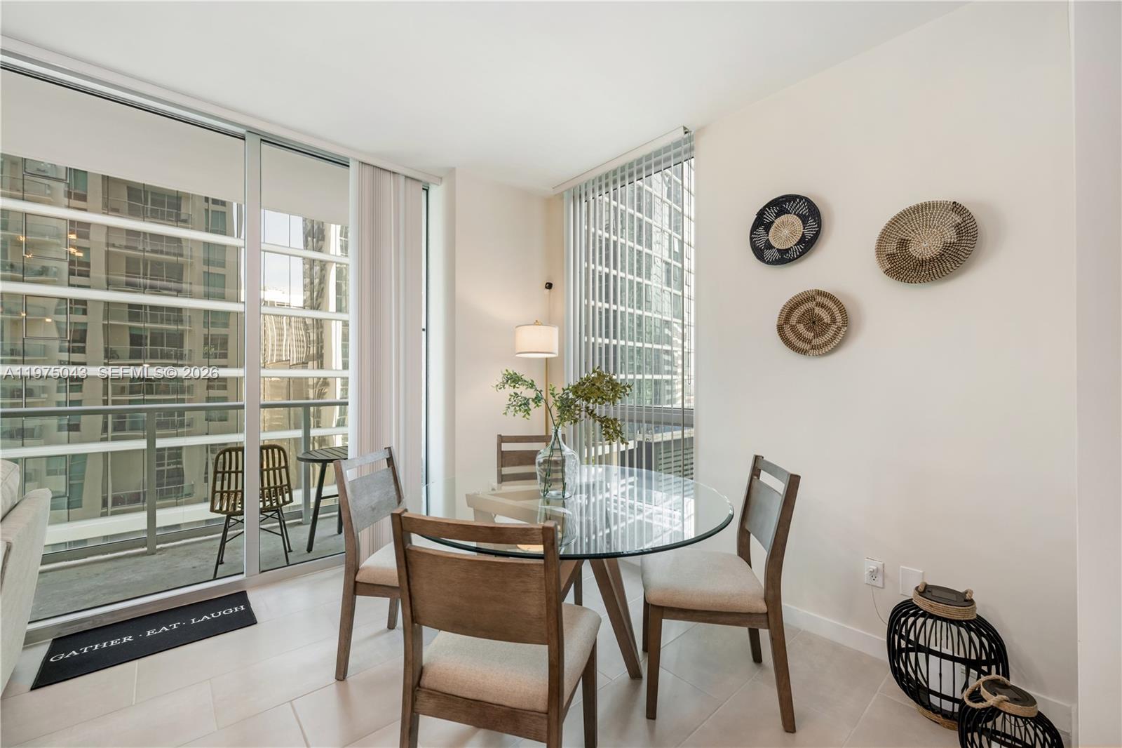 300 S Biscayne Blvd #T-1502 Miami, FL 33131