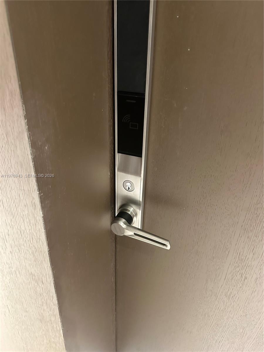 300 Biscayne Blvd Way #1909 Miami, FL 33131