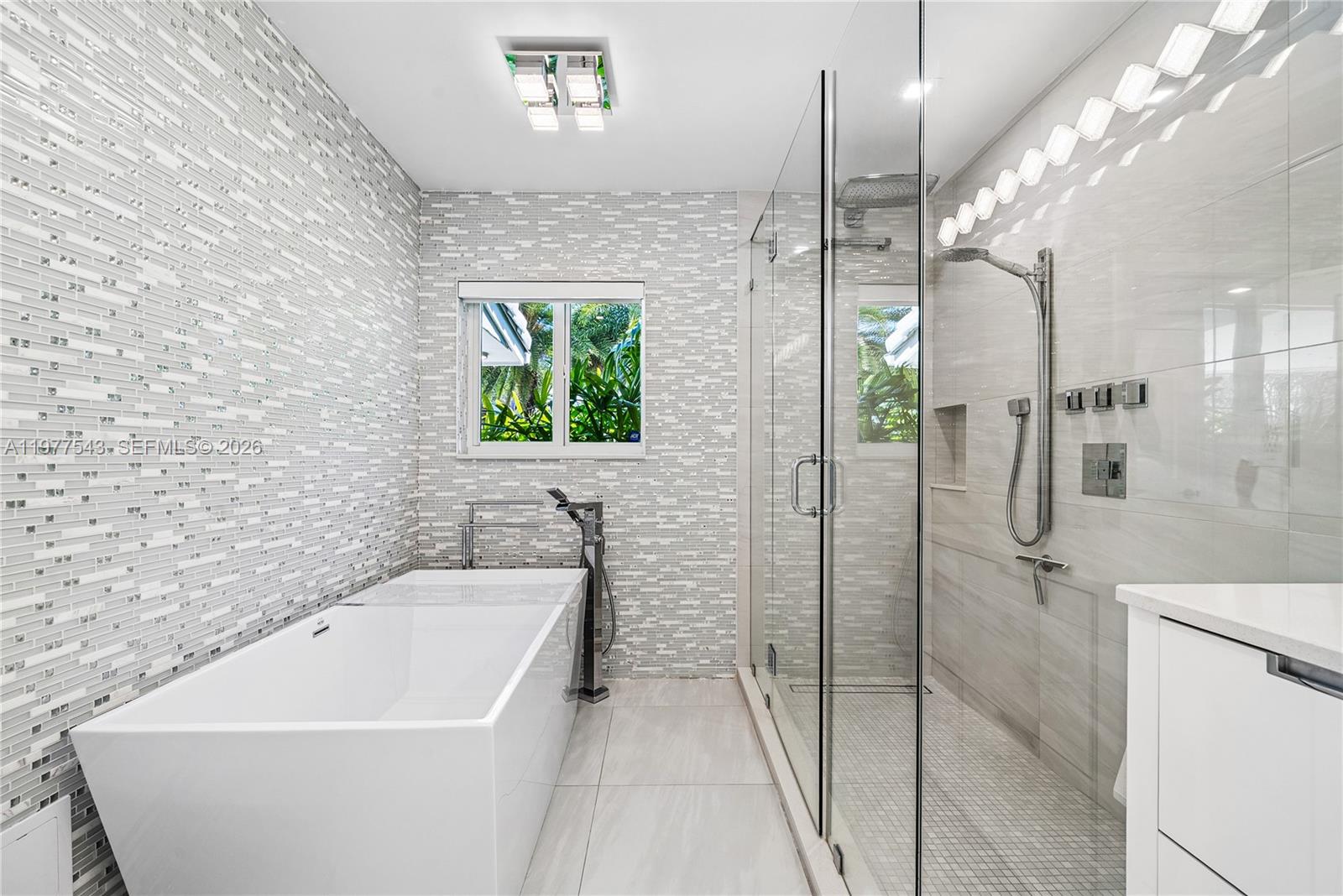 3465 NE 31st Ave Lighthouse Point, FL 33064