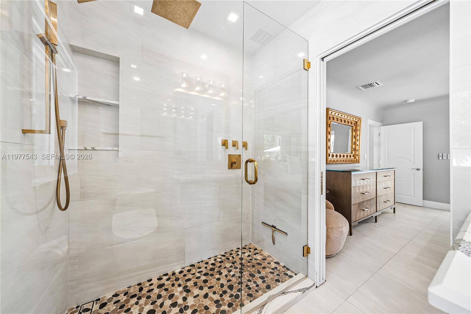 3465 NE 31st Ave Lighthouse Point, FL 33064