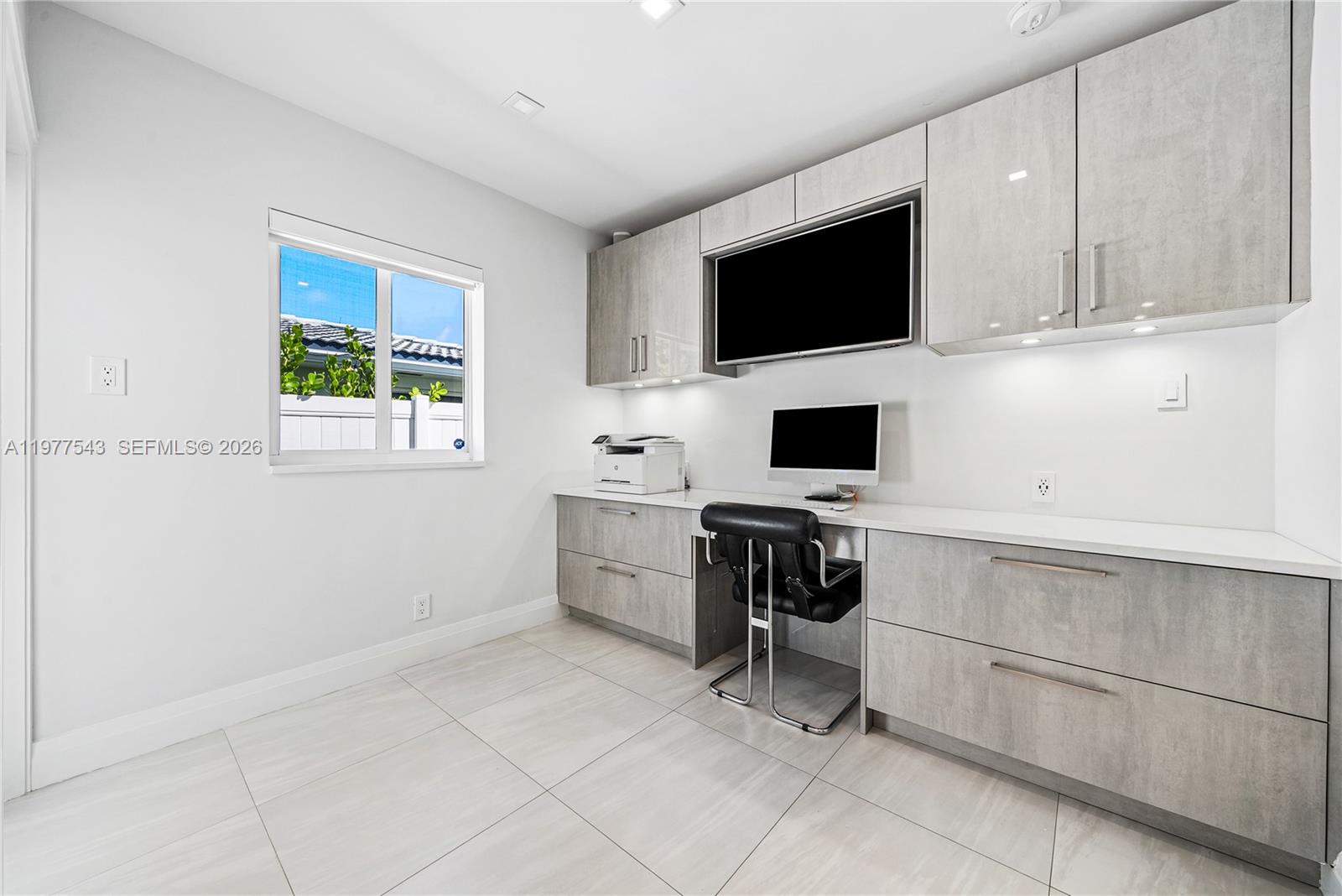 3465 NE 31st Ave Lighthouse Point, FL 33064