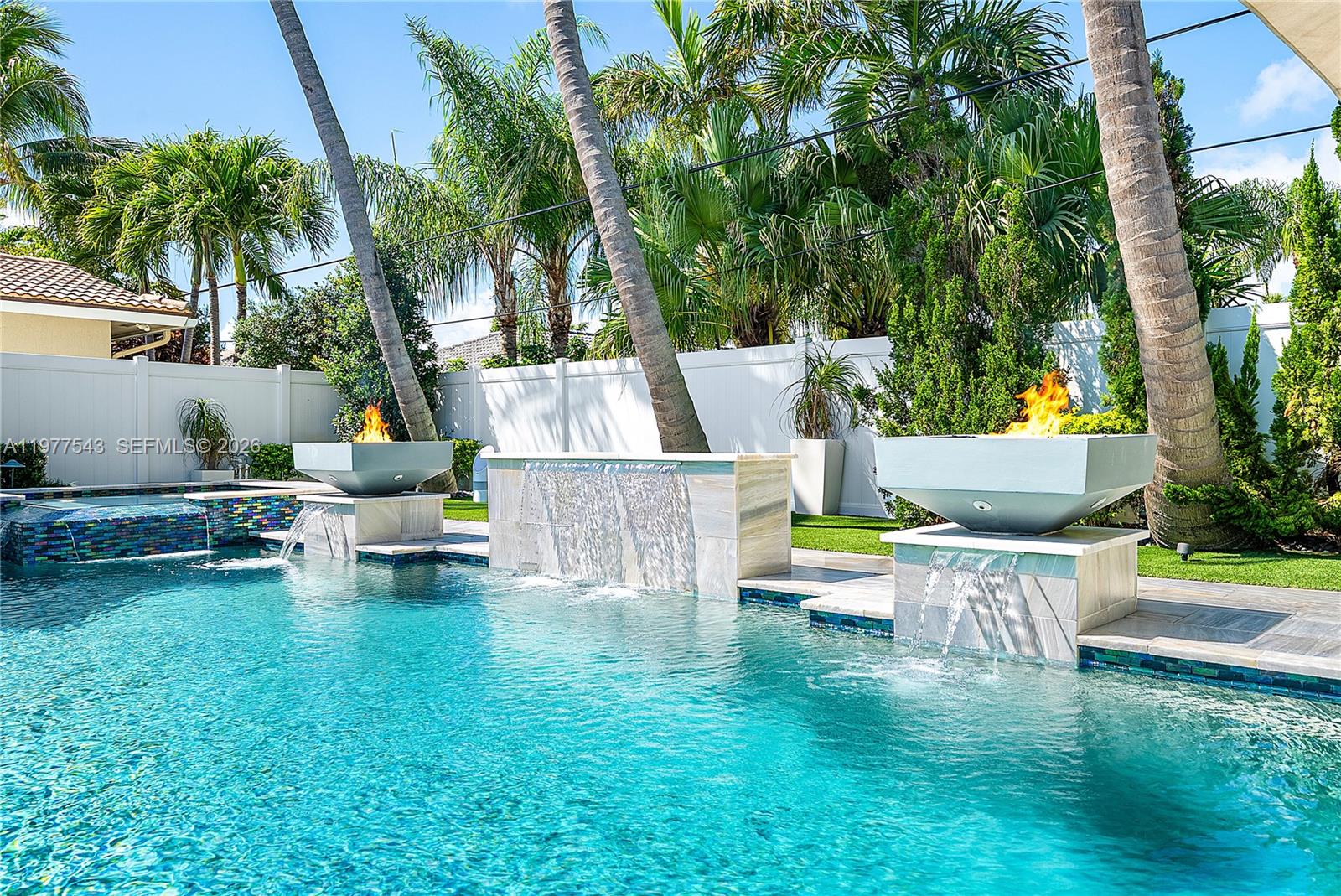 3465 NE 31st Ave Lighthouse Point, FL 33064