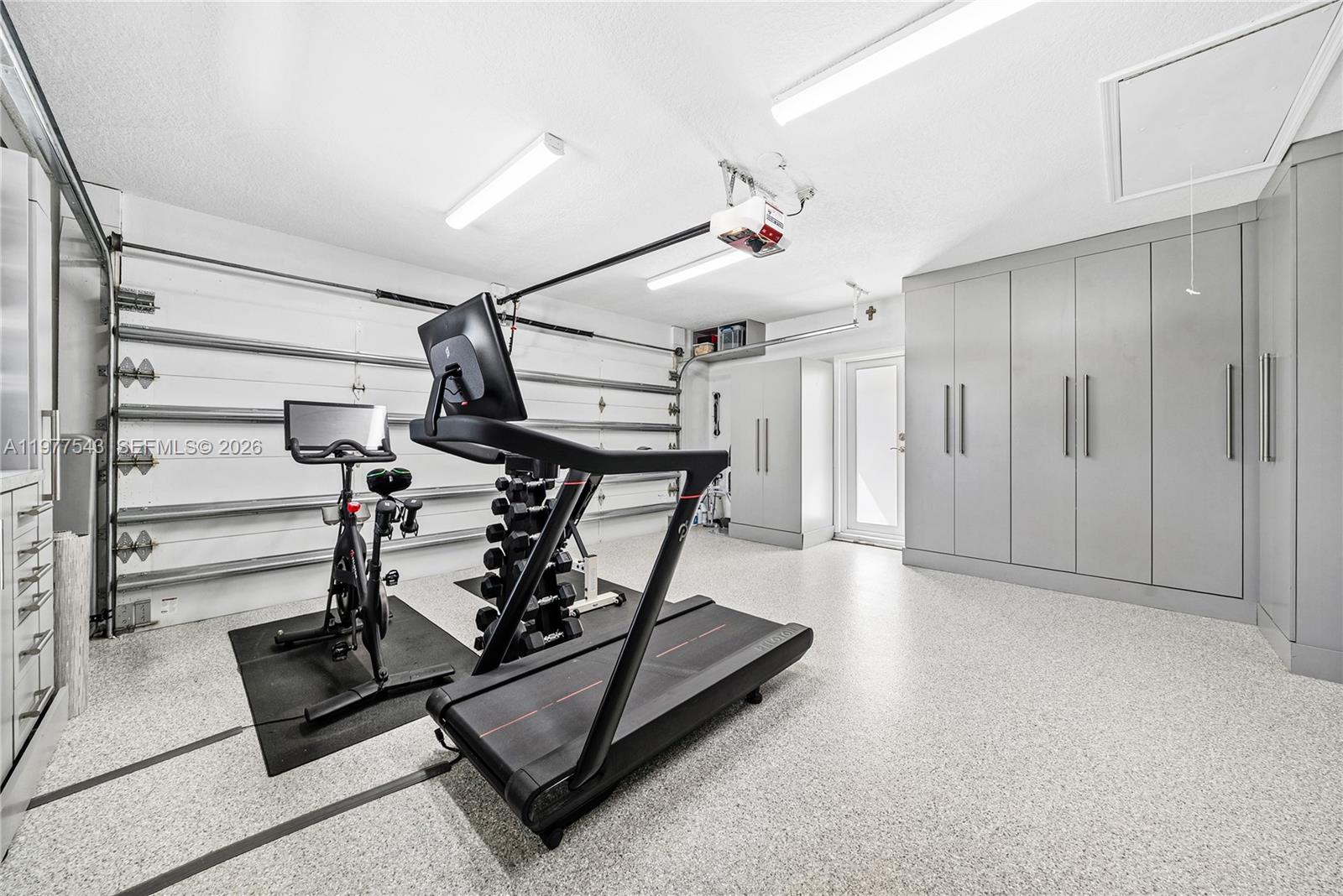 3465 NE 31st Ave Lighthouse Point, FL 33064