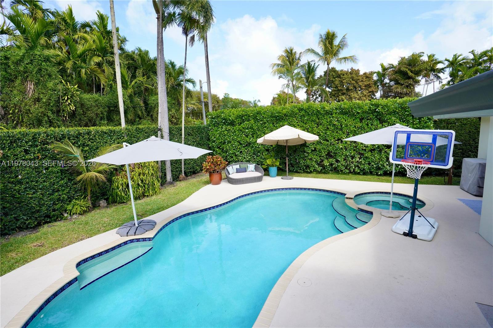 1131 NE 97th St Miami Shores, FL 33138