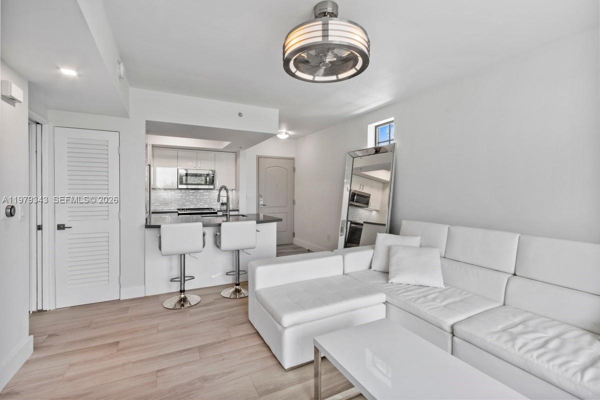 110 Washington Ave #1411 Miami Beach, FL 33139