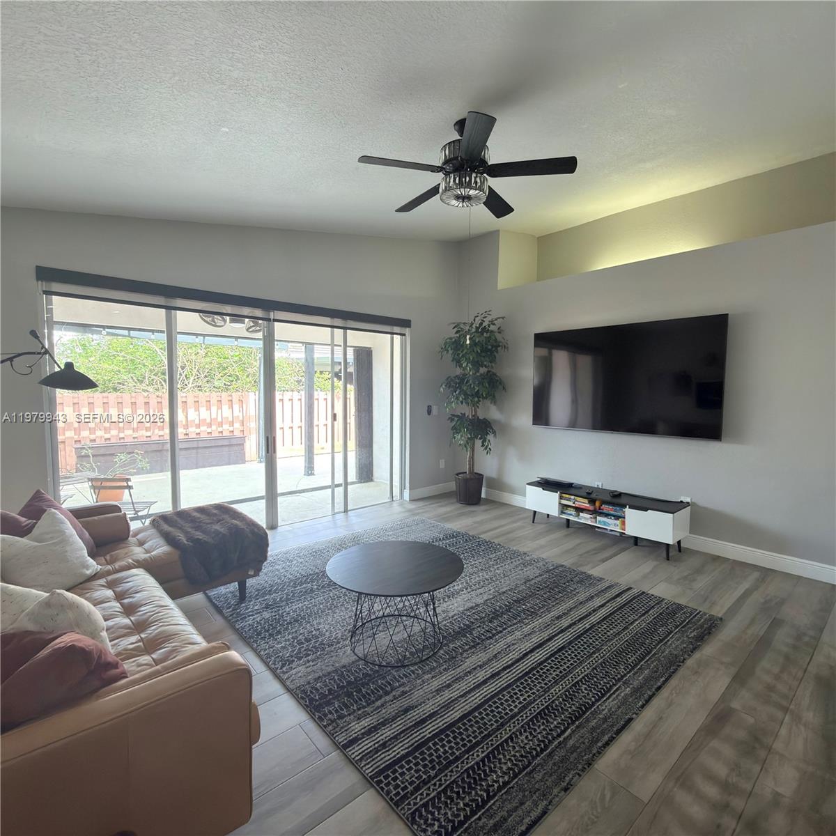 9023 NW 148th Ter Miami Lakes, FL 33018