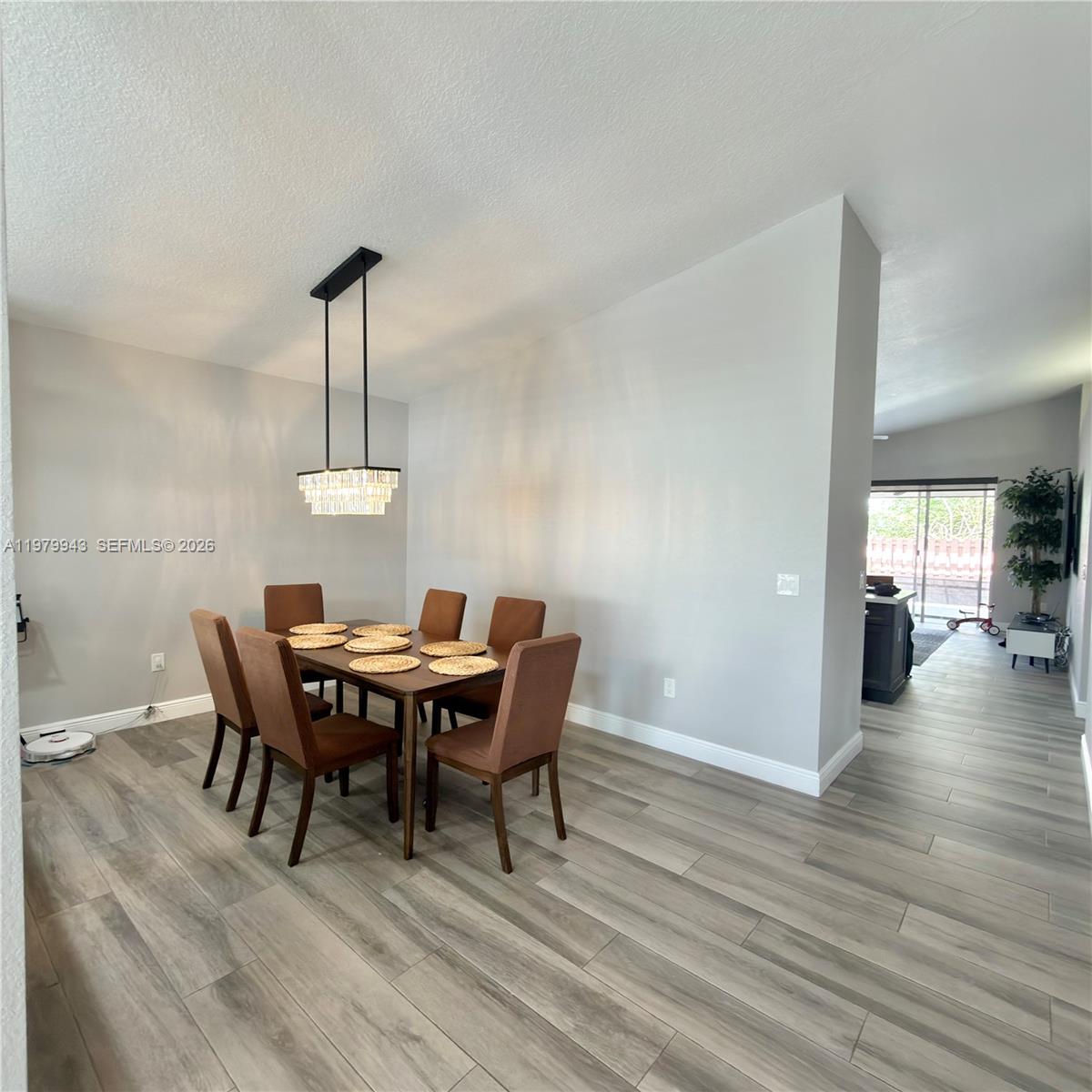 9023 NW 148th Ter Miami Lakes, FL 33018