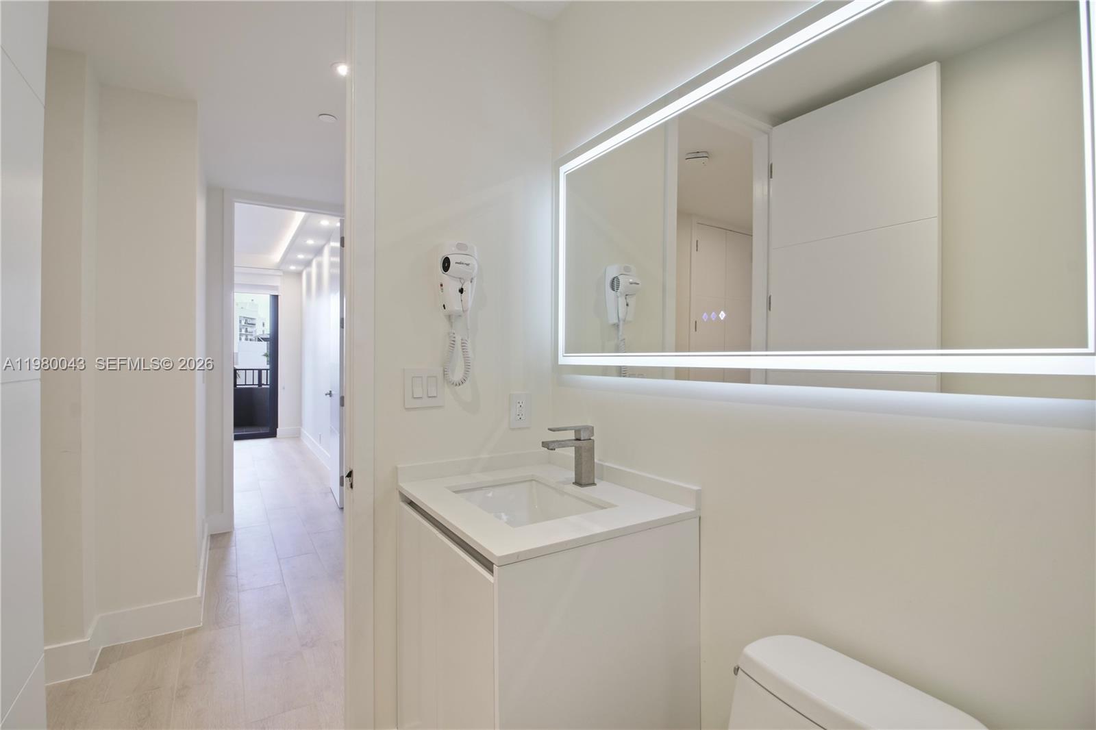 151 Crandon Blvd #540 Key Biscayne, FL 33149