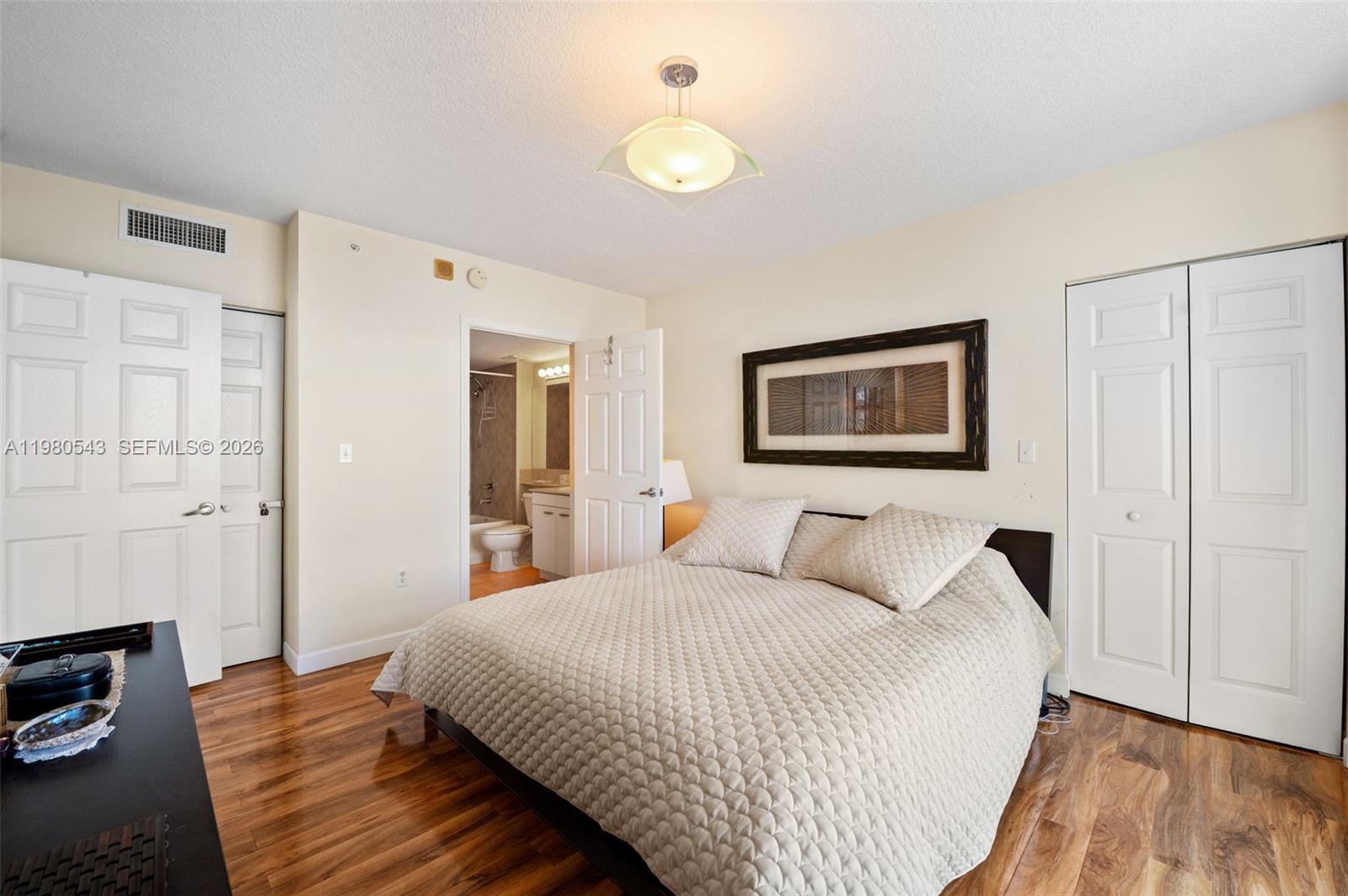 2080 S Ocean Dr #1402 Hallandale Beach, FL 33009