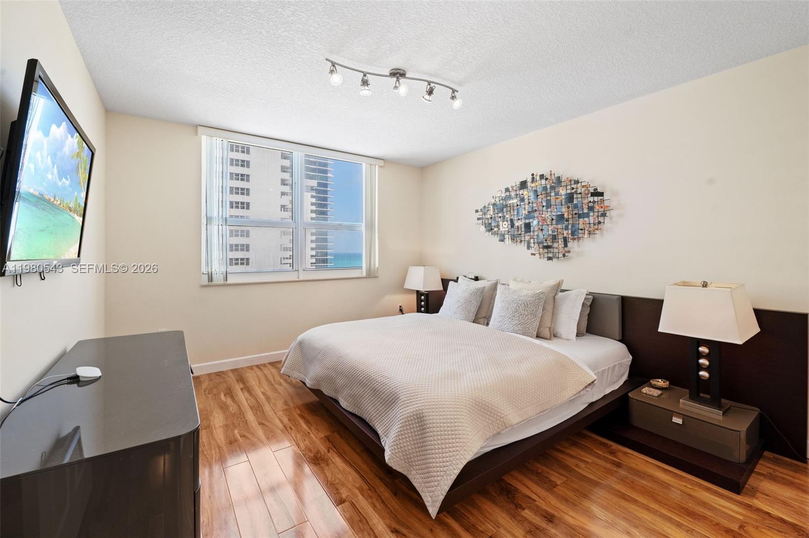 2080 S Ocean Dr #1402 Hallandale Beach, FL 33009