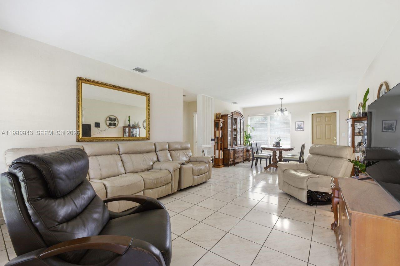 1930 SW 82nd Ave Miami, FL 33155