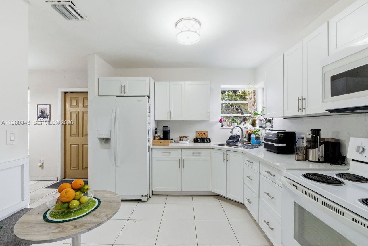 1930 SW 82nd Ave Miami, FL 33155